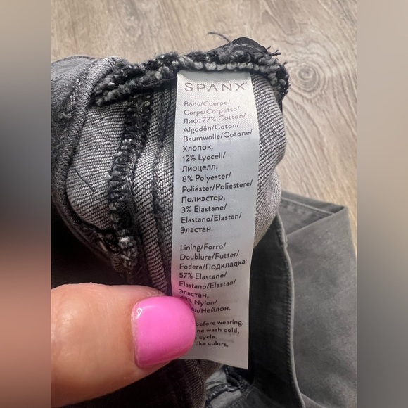 Spanx Pull On Stretch Skinny Raw Hem Jeans Vintage Gray Medium - Picture 7 of 11